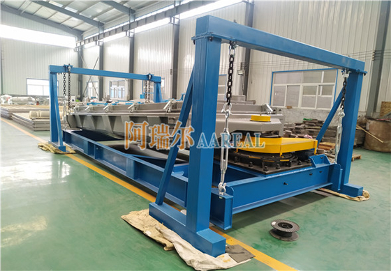 1 ~ 4 عرشه حداکثر 2000X5000mm 10 تن / ساعت شن های طبیعی Gyratory Screen Sifter برای سیب زدن شن های سیلیکوی طبیعی خشک با انتشار خوب گرما