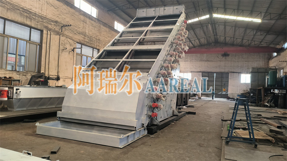 1 ~ 2 عرشه 2000 * 5000mm ظرفیت بزرگ صفحه نمایش فرکانس بالا دستگاه های غربالگری سیب لرزش برای کود شیمیایی NPK با ارتعاش سرعت بالا 3000 ~ 3600 RPM