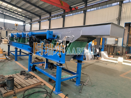 فاصله بلند 600mm عرض فولاد ضد زنگ 304 برگ بهار محموله لرزش متناوب متعادل برای 25 تن در ساعت نمک انتقال